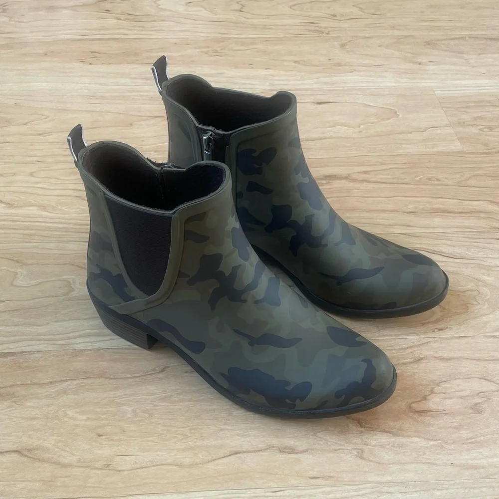 Lucky Brand Basel H20 Camoflage Pull On Rain Snow Bootie Boots Women's 9